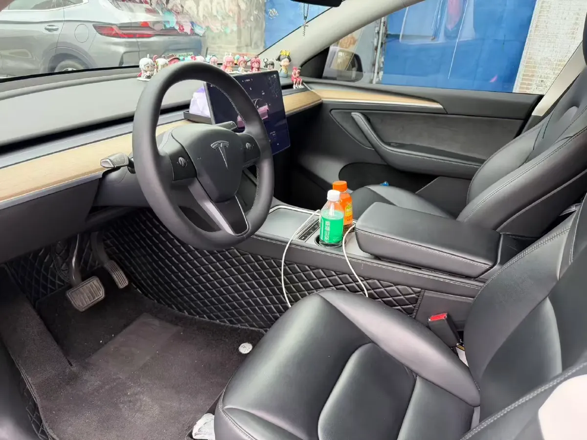 2022 Tesla Model Y BEV 60KWH,autocango,china used car exporter,china ev exporter,chinese used car exporter,chinese used ev exporter