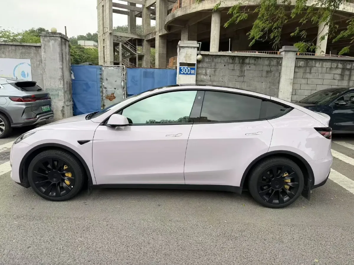 2022 Tesla Model Y BEV 60KWH,autocango,china used car exporter,china ev exporter,chinese used car exporter,chinese used ev exporter