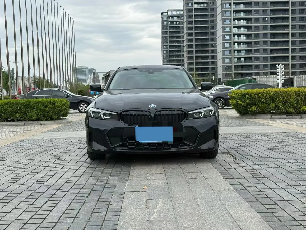 2023 BMW 3 Series 2.0T 184HP L4 8AT,autocango,china used car exporter,china ev exporter,chinese used car exporter,chinese used ev exporter