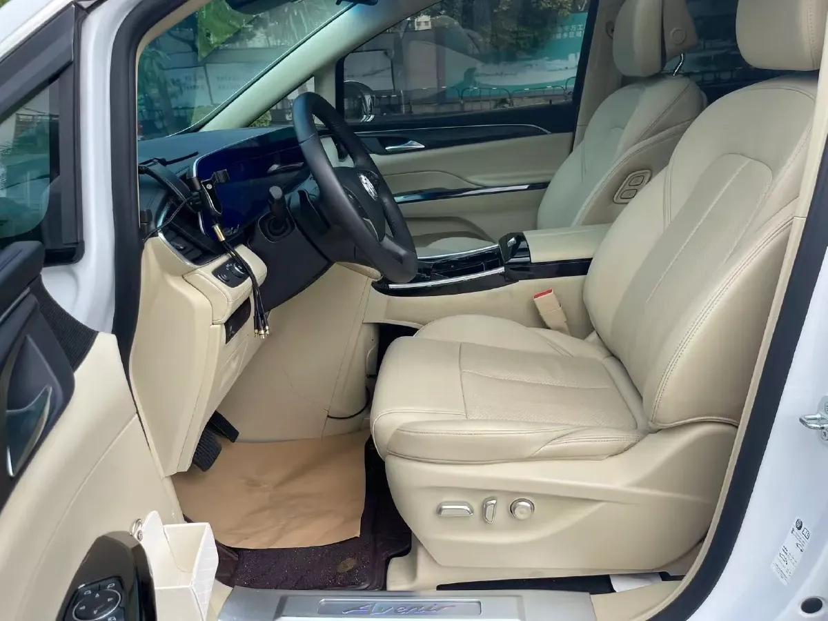 2023 Buick GL8 2.0T 237HP L4 9AT,autocango,china used car exporter,china ev exporter,chinese used car exporter,chinese used ev exporter