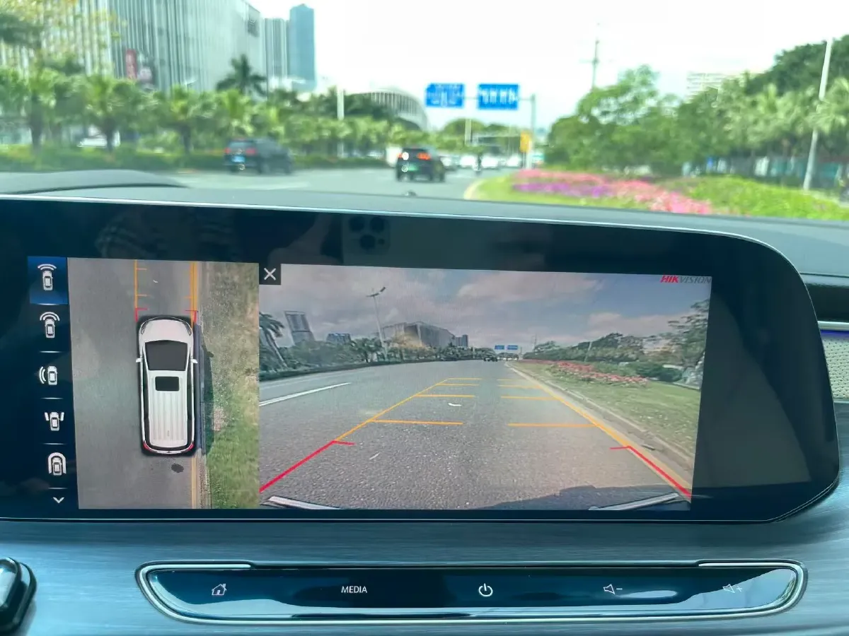 2023 Buick GL8 2.0T 237HP L4 9AT,autocango,china used car exporter,china ev exporter,chinese used car exporter,chinese used ev exporter