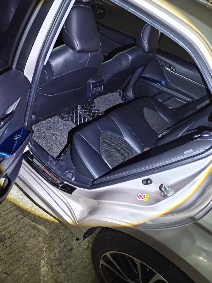 2018 Toyota Camry 2.5L 209HP L4 8AT,autocango,china used car exporter,china ev exporter,chinese used car exporter,chinese used ev exporter