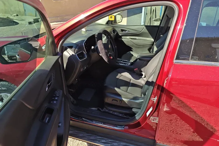 2019 Chevrolet Equinox 1.5T 180HP L4 6AT,autocango,china used car exporter,china ev exporter,chinese used car exporter,chinese used ev exporter