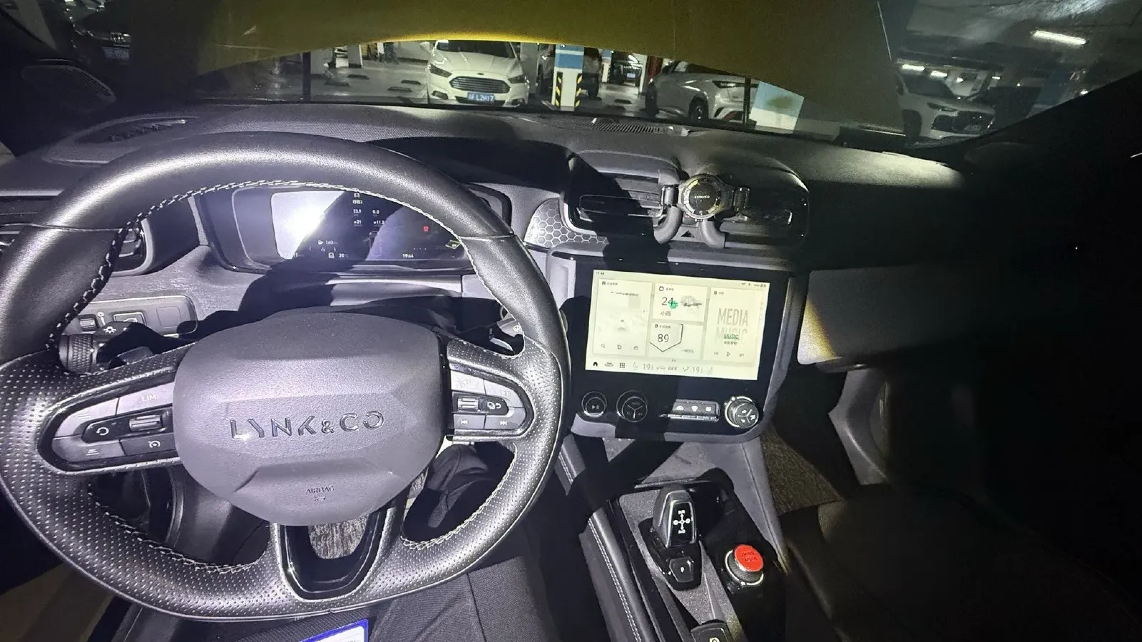 2022 LYNK&CO 03 1.5T 180HP L3 7DCT,autocango,china used car exporter,china ev exporter,chinese used car exporter,chinese used ev exporter