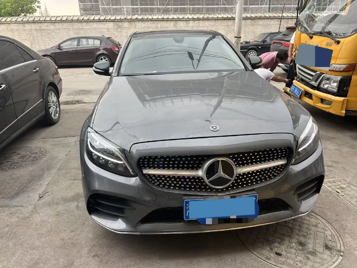 2020 Mercedes-Benz C Class 1.5T 184HP L4 9AT,autocango,china used car exporter,china ev exporter,chinese used car exporter,chinese used ev exporter