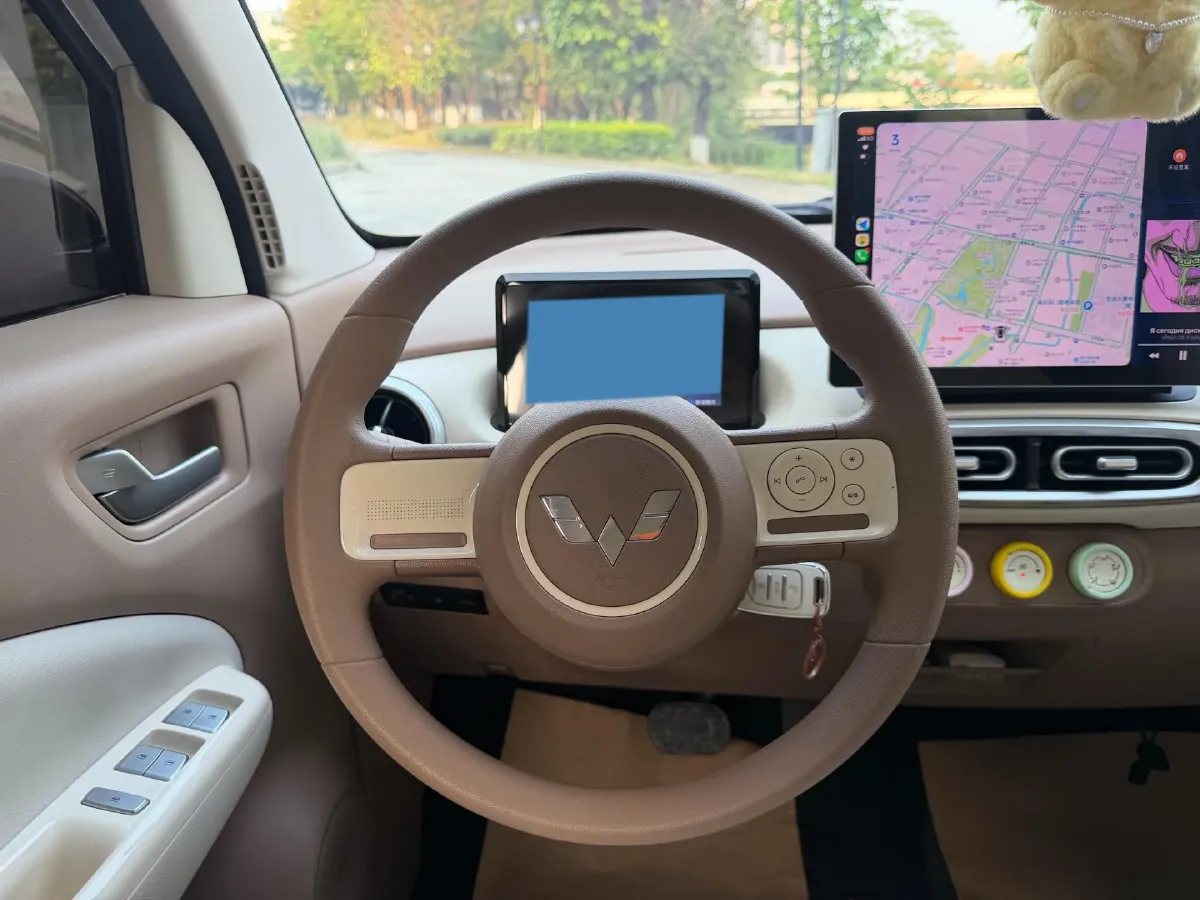 2025 WuLing HongGuang MINI EV BEV 16.2KWH,autocango,china used car exporter,china ev exporter,chinese used car exporter,chinese used ev exporter