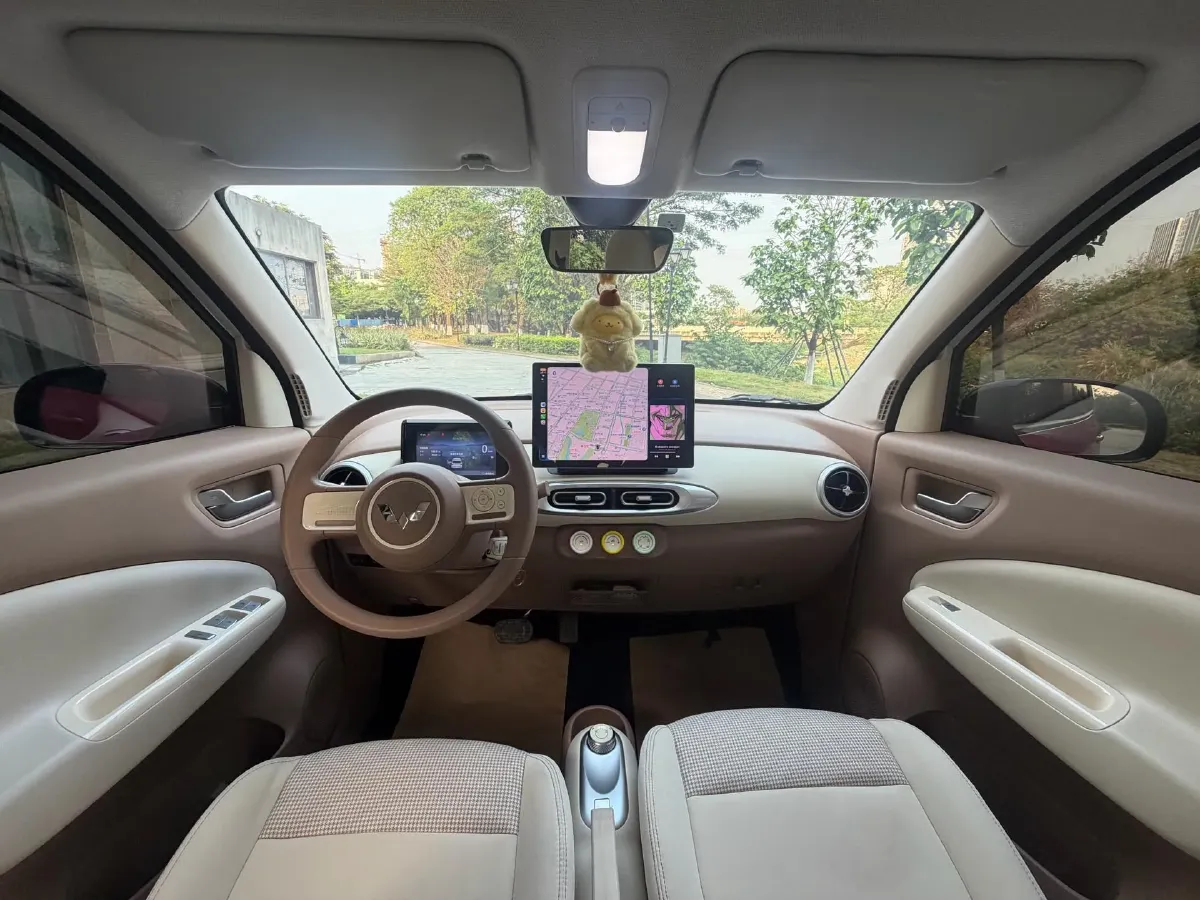 2025 WuLing HongGuang MINI EV BEV 16.2KWH,autocango,china used car exporter,china ev exporter,chinese used car exporter,chinese used ev exporter