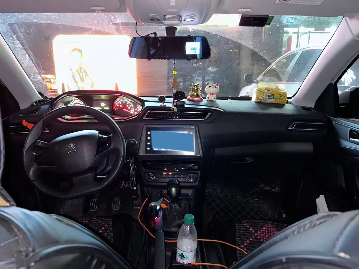 2018 Peugeot 308 1.6L 117HP L4 5MT,autocango,china used car exporter,china ev exporter,chinese used car exporter,chinese used ev exporter