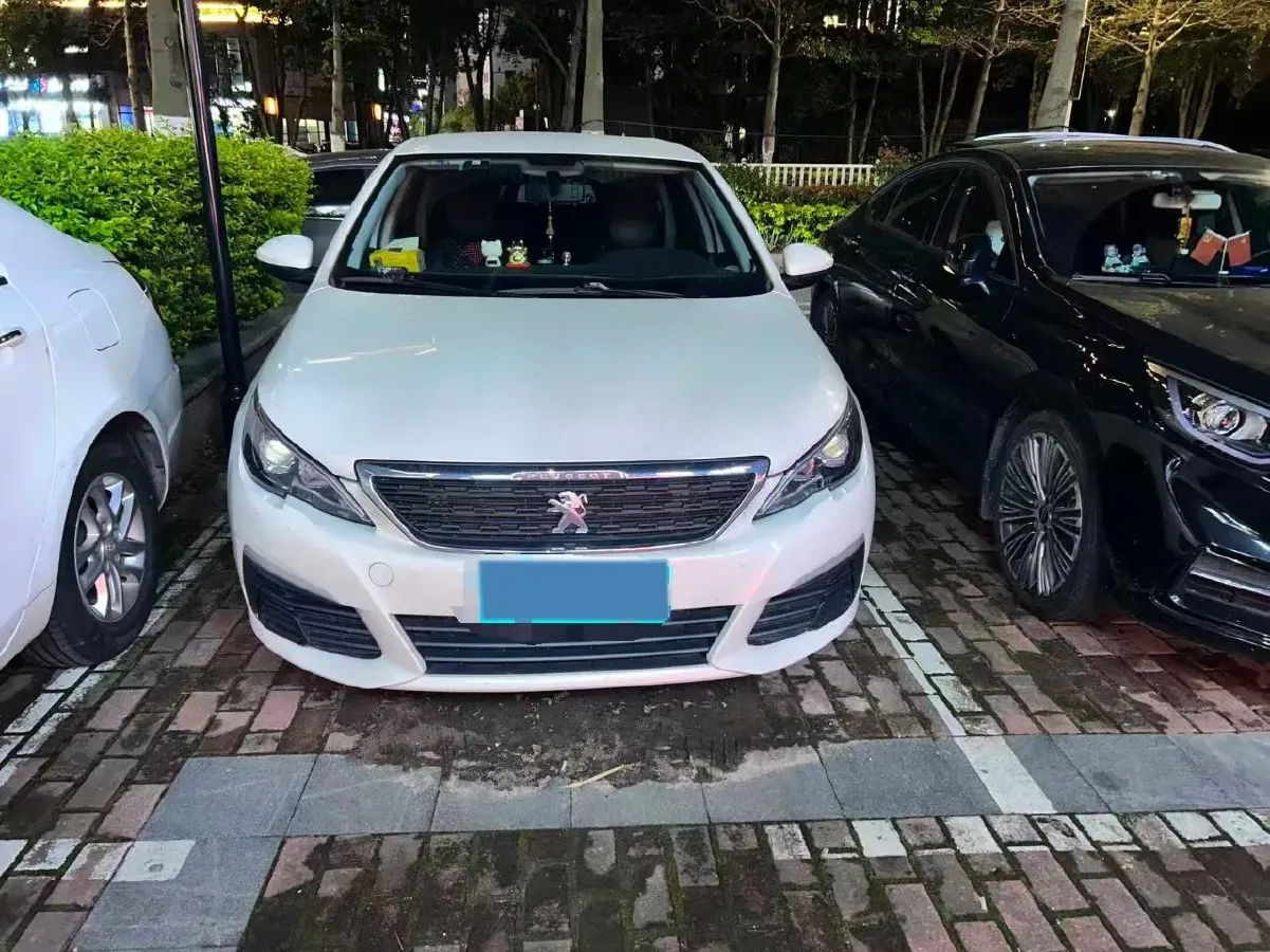 2018 Peugeot 308 1.6L 117HP L4 5MT,autocango,china used car exporter,china ev exporter,chinese used car exporter,chinese used ev exporter