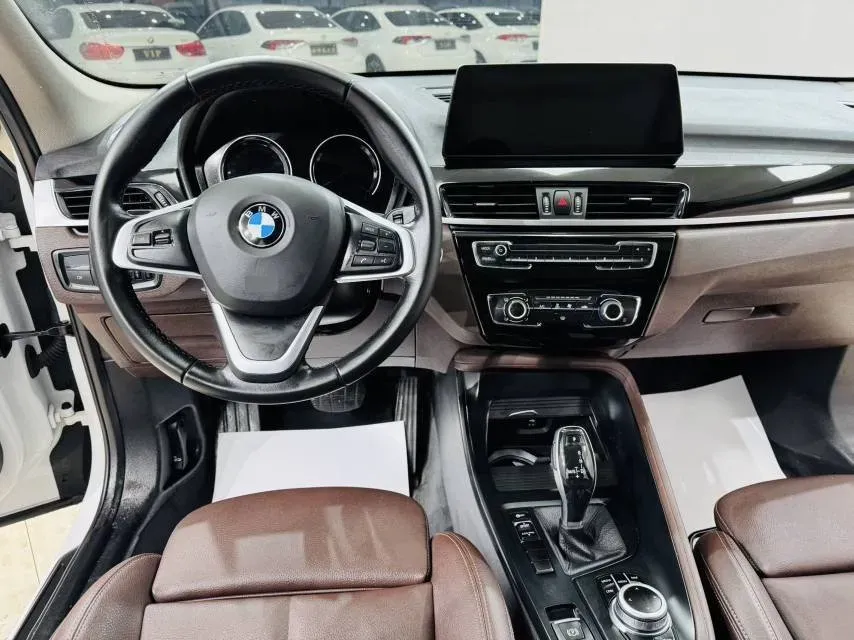 2022 BMW X1 1.5T 140HP L3 7DCT,autocango,china used car exporter,china ev exporter,chinese used car exporter,chinese used ev exporter