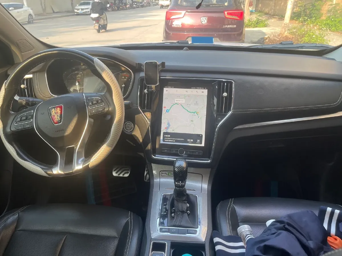 2018 Roewe RX5 2.0T 220HP L4 6DCT,autocango,china used car exporter,china ev exporter,chinese used car exporter,chinese used ev exporter