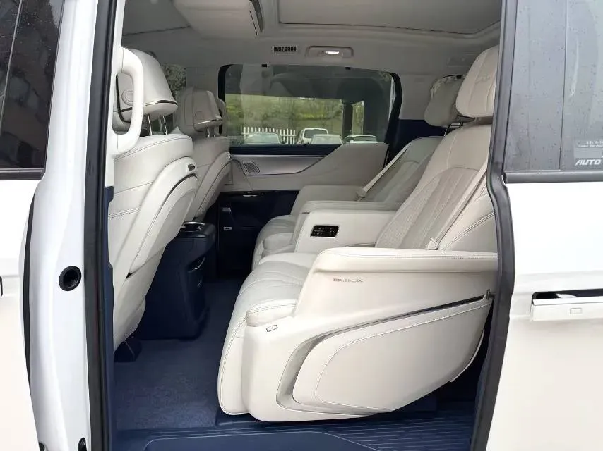 2024 Buick GL8 1.5T 180HP L4 2DHT PHEV 24.4KWH,autocango,china used car exporter,china ev exporter,chinese used car exporter,chinese used ev exporter