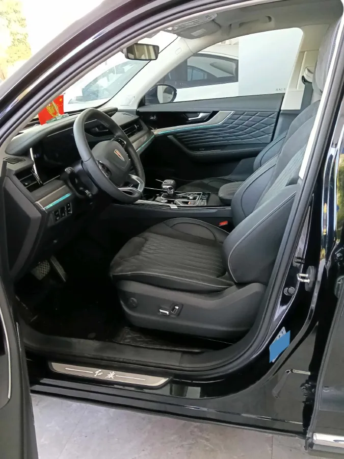 2022 HongQi HS5 2.0T 224HP L4 6AT,autocango,china used car exporter,china ev exporter,chinese used car exporter,chinese used ev exporter