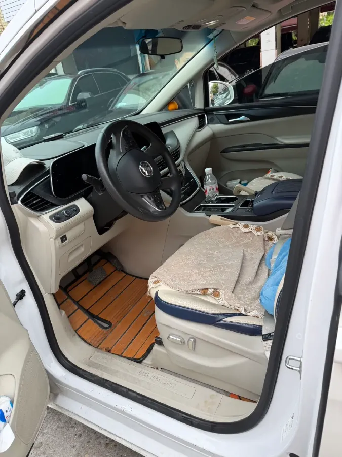 2021 Buick GL8 2.0T 237HP L4 9AT,autocango,china used car exporter,china ev exporter,chinese used car exporter,chinese used ev exporter