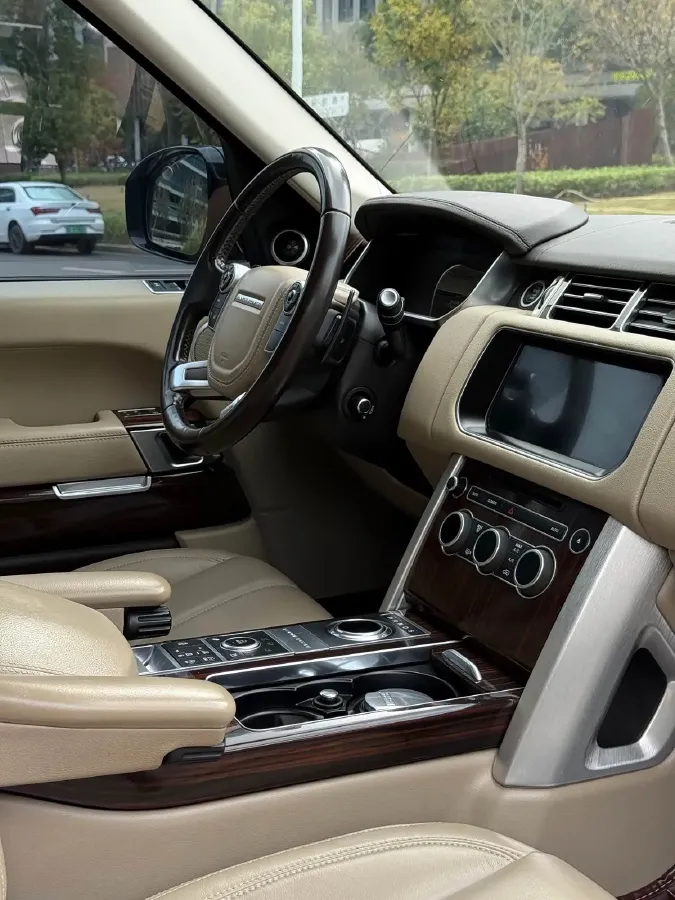 2017 Land Rover Range Rover 3.0T 340HP V6 8AT,autocango,china used car exporter,china ev exporter,chinese used car exporter,chinese used ev exporter