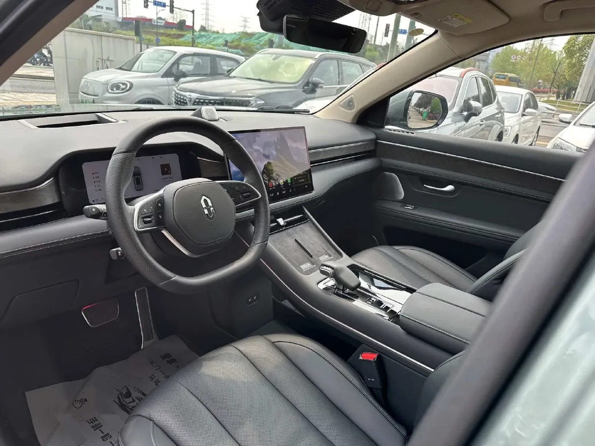 2024 AITO AITO M7 1.5T 152HP L4 REEV 40KWH,autocango,china used car exporter,china ev exporter,chinese used car exporter,chinese used ev exporter