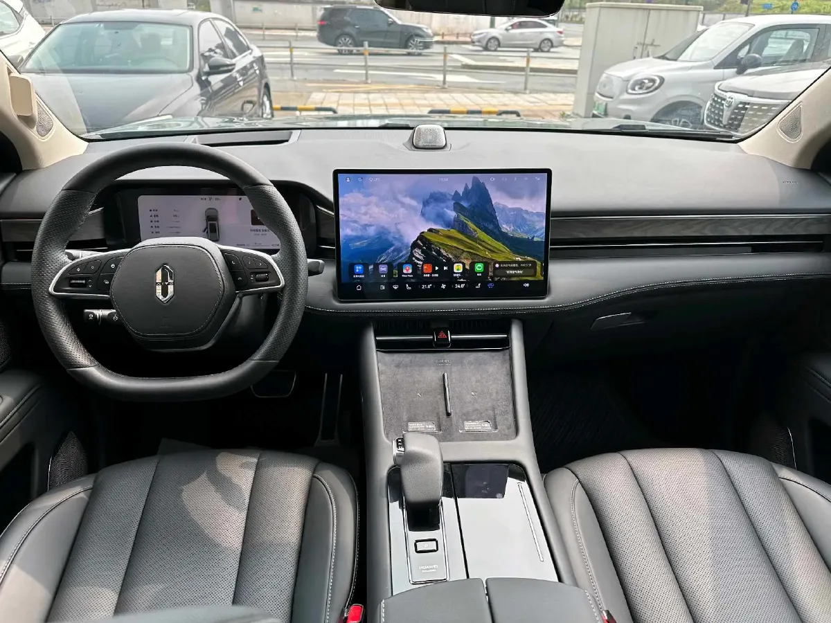 2024 AITO AITO M7 1.5T 152HP L4 REEV 40KWH,autocango,china used car exporter,china ev exporter,chinese used car exporter,chinese used ev exporter