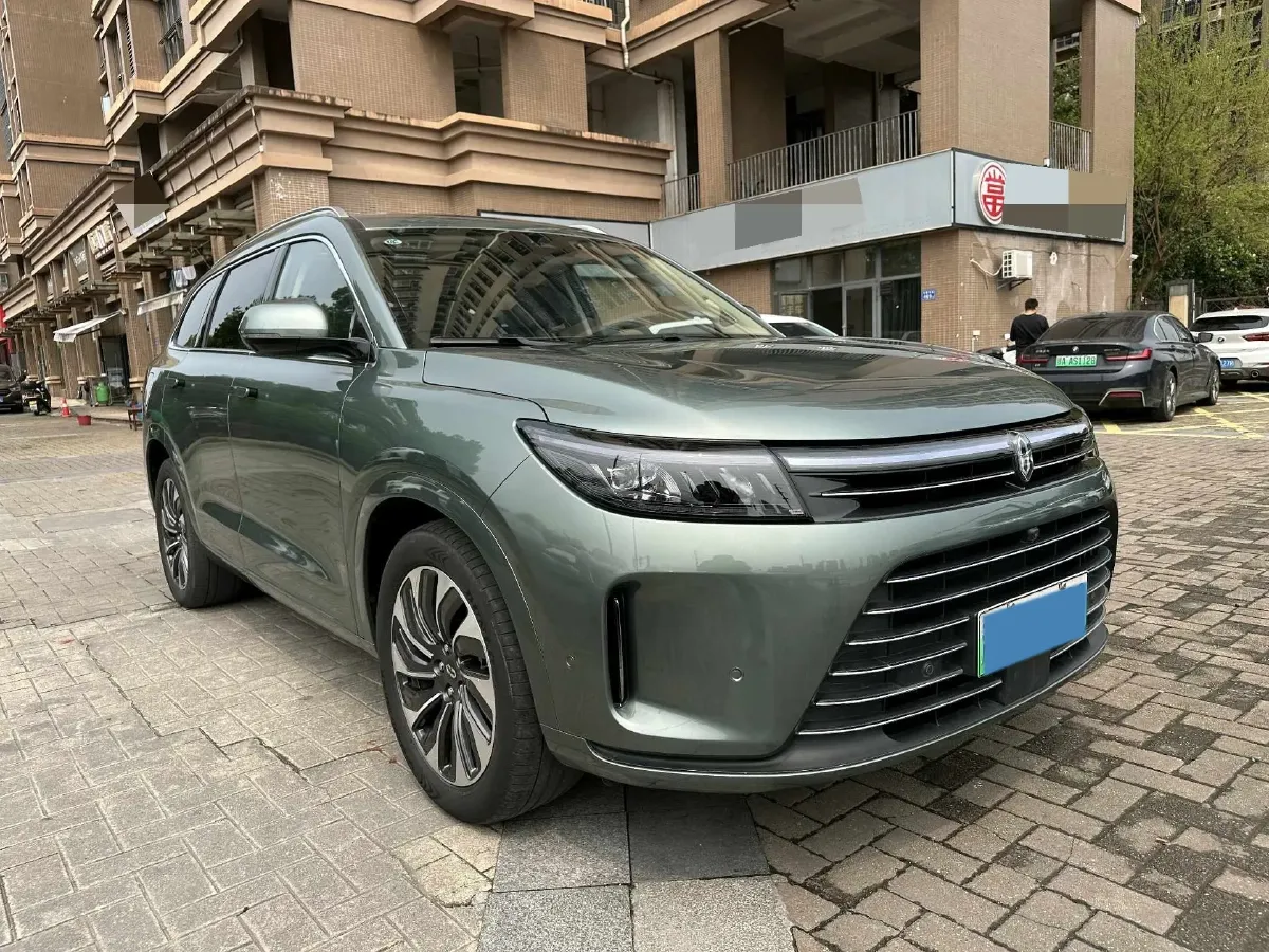 2024 AITO AITO M7 1.5T 152HP L4 REEV 40KWH,autocango,china used car exporter,china ev exporter,chinese used car exporter,chinese used ev exporter