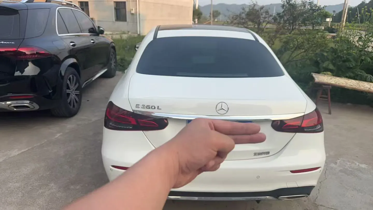 2021 Mercedes-Benz E Class 1.5T 184HP L4 9AT,autocango,china used car exporter,china ev exporter,chinese used car exporter,chinese used ev exporter