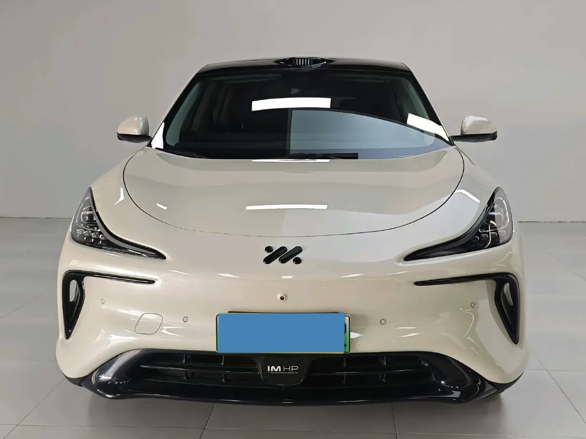2023 IM LS6 BEV 71KWH,autocango,china used car exporter,china ev exporter,chinese used car exporter,chinese used ev exporter