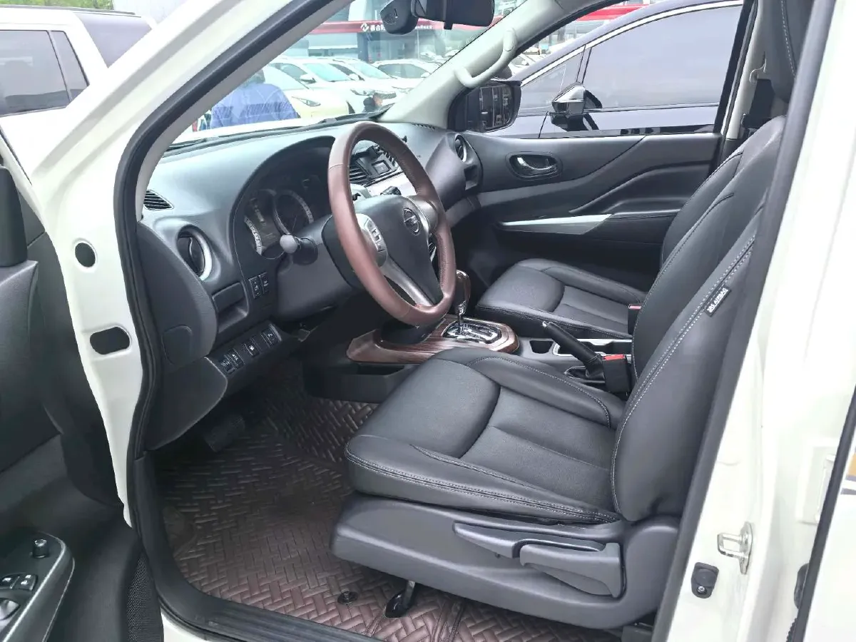 2020 Nissan Terra 2.5L 193HP L4 7AT,autocango,china used car exporter,china ev exporter,chinese used car exporter,chinese used ev exporter