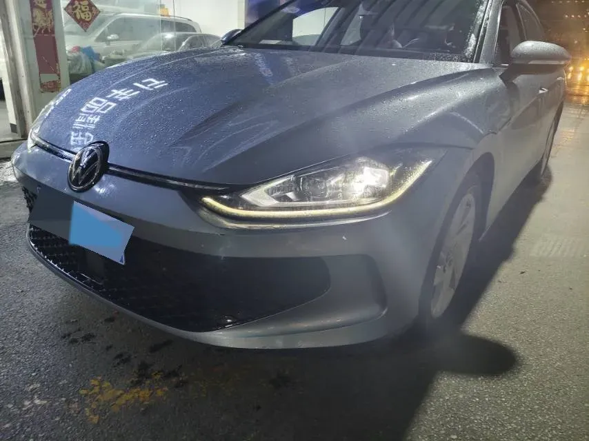 2022 Jetour DASHING i-DM 1.5T 156HP L4 3DHT PHEV 19.27KWH,autocango,china used car exporter,china ev exporter,chinese used car exporter,chinese used ev exporter