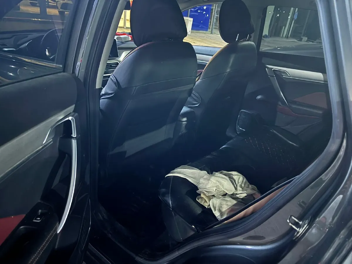 2021 Geely Coolray 1.4T 141HP L4 6DCT,autocango,china used car exporter,china ev exporter,chinese used car exporter,chinese used ev exporter