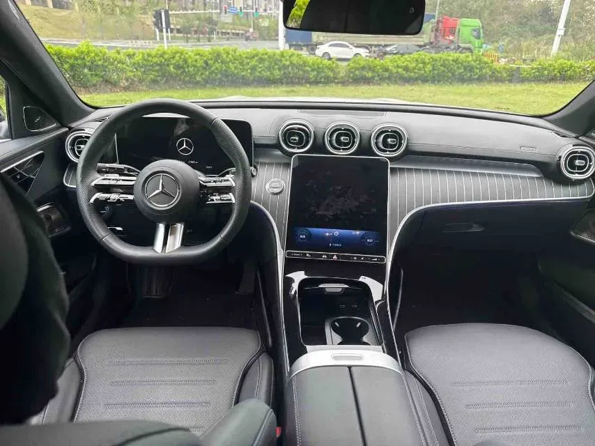 2025 Mercedes-Benz C Class 1.5T 204HP L4 9AT,autocango,china used car exporter,china ev exporter,chinese used car exporter,chinese used ev exporter