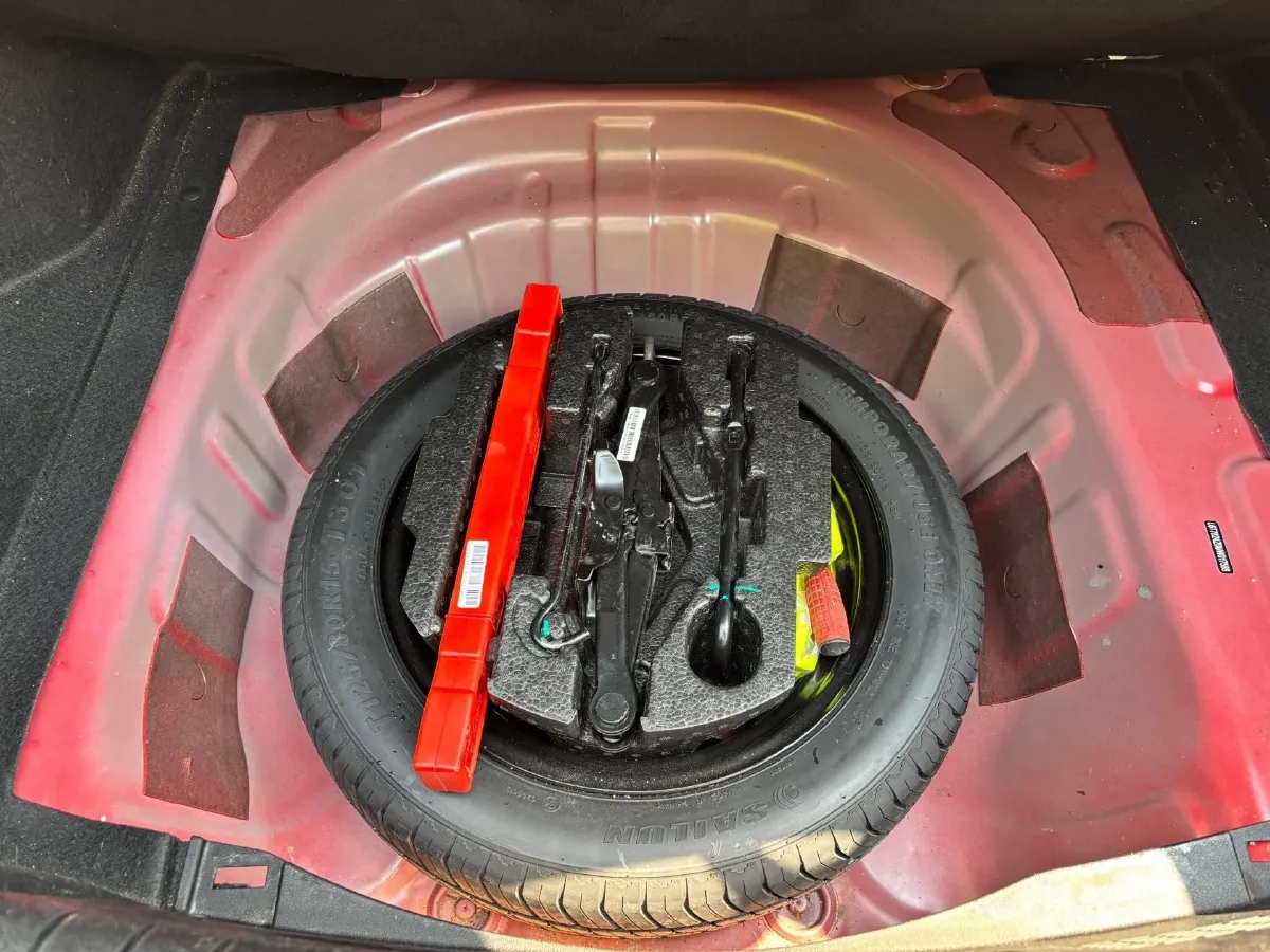 2021 Geely Binray 1.4T 141HP L4 CVT,autocango,china used car exporter,china ev exporter,chinese used car exporter,chinese used ev exporter