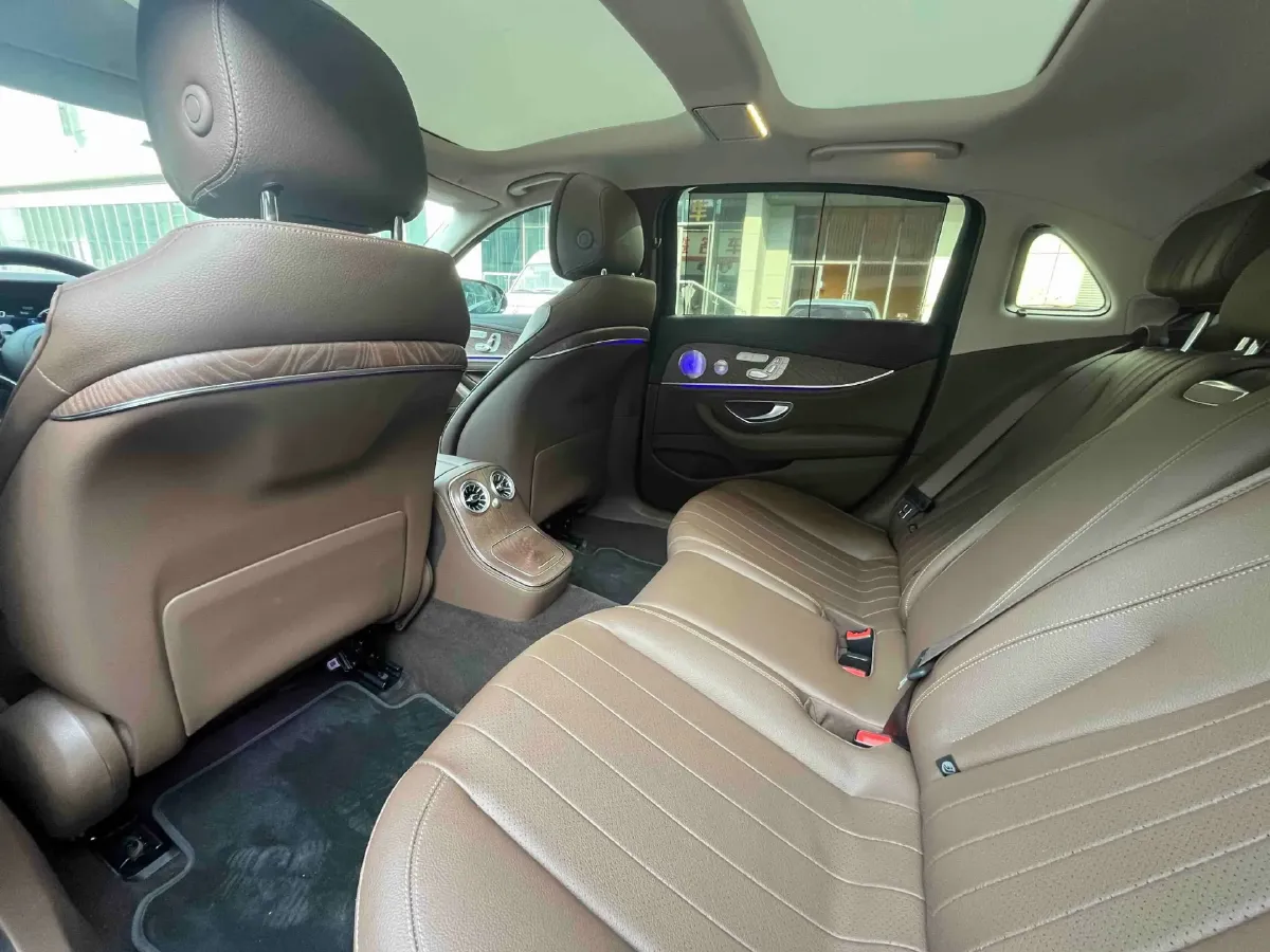 2022 Mercedes-Benz E Class 2.0T 258HP L4 9AT,autocango,china used car exporter,china ev exporter,chinese used car exporter,chinese used ev exporter