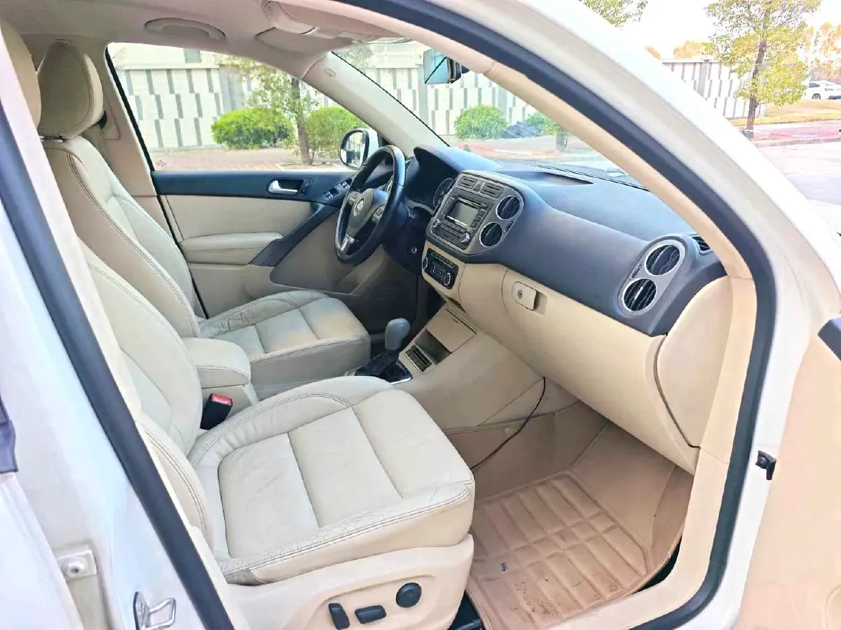 2012 Volkswagen Tiguan 1.8T 160HP L4 6AT,autocango,china used car exporter,china ev exporter,chinese used car exporter,chinese used ev exporter
