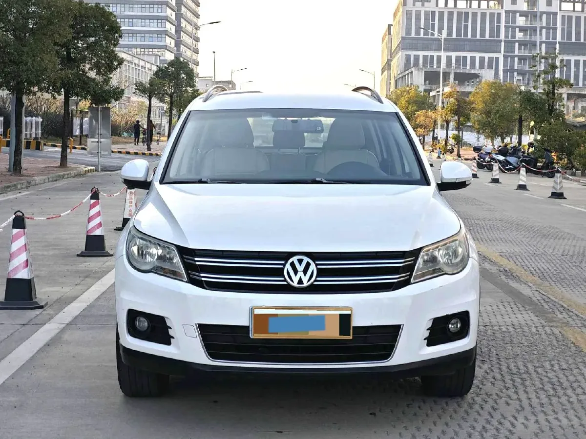 2012 Volkswagen Tiguan 1.8T 160HP L4 6AT,autocango,china used car exporter,china ev exporter,chinese used car exporter,chinese used ev exporter