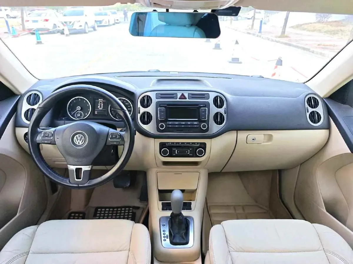 2012 Volkswagen Tiguan 1.8T 160HP L4 6AT,autocango,china used car exporter,china ev exporter,chinese used car exporter,chinese used ev exporter