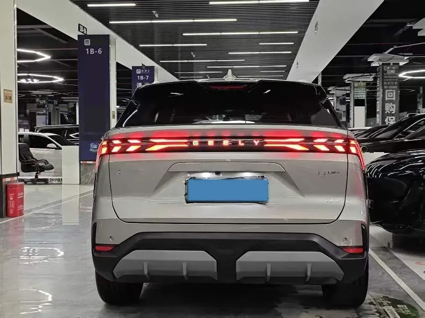 2025 Geely Galaxy L7 1.5L 112HP L4 1DHT PHEV 18.4KWH,autocango,china used car exporter,china ev exporter,chinese used car exporter,chinese used ev exporter