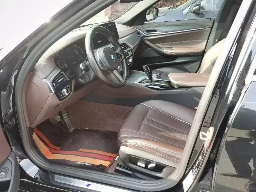 2021 BMW 5 Series 2.0T 252HP L4 8AT,autocango,china used car exporter,china ev exporter,chinese used car exporter,chinese used ev exporter