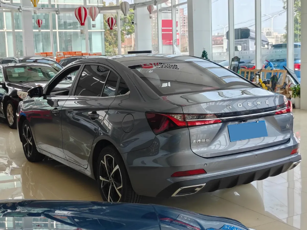 2024 Roewe i5 1.5L 129HP L4 CVT,autocango,china used car exporter,china ev exporter,chinese used car exporter,chinese used ev exporter