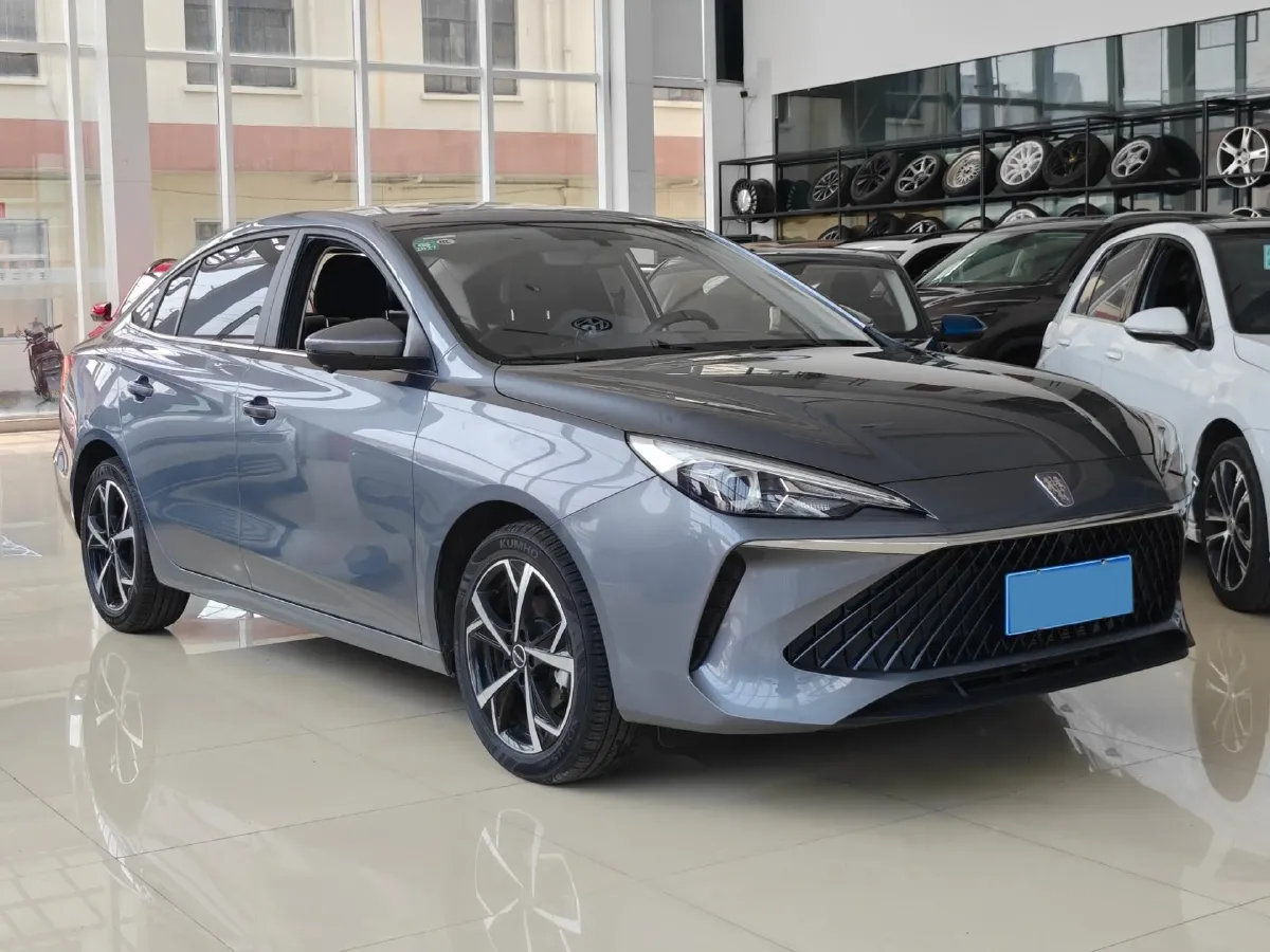 2024 Roewe i5 1.5L 129HP L4 CVT,autocango,china used car exporter,china ev exporter,chinese used car exporter,chinese used ev exporter