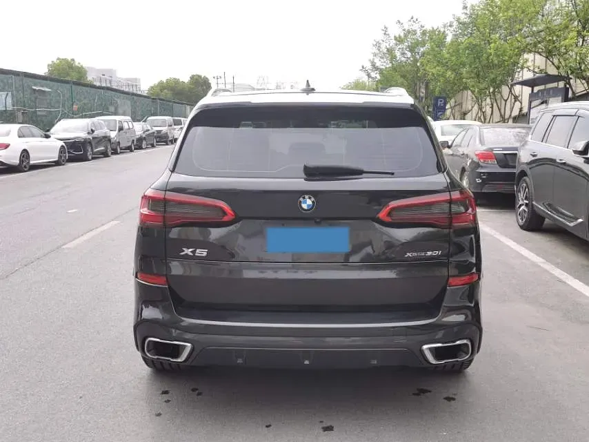2020 BMW X5 2.0T 265HP L4 8AT,autocango,china used car exporter,china ev exporter,chinese used car exporter,chinese used ev exporter