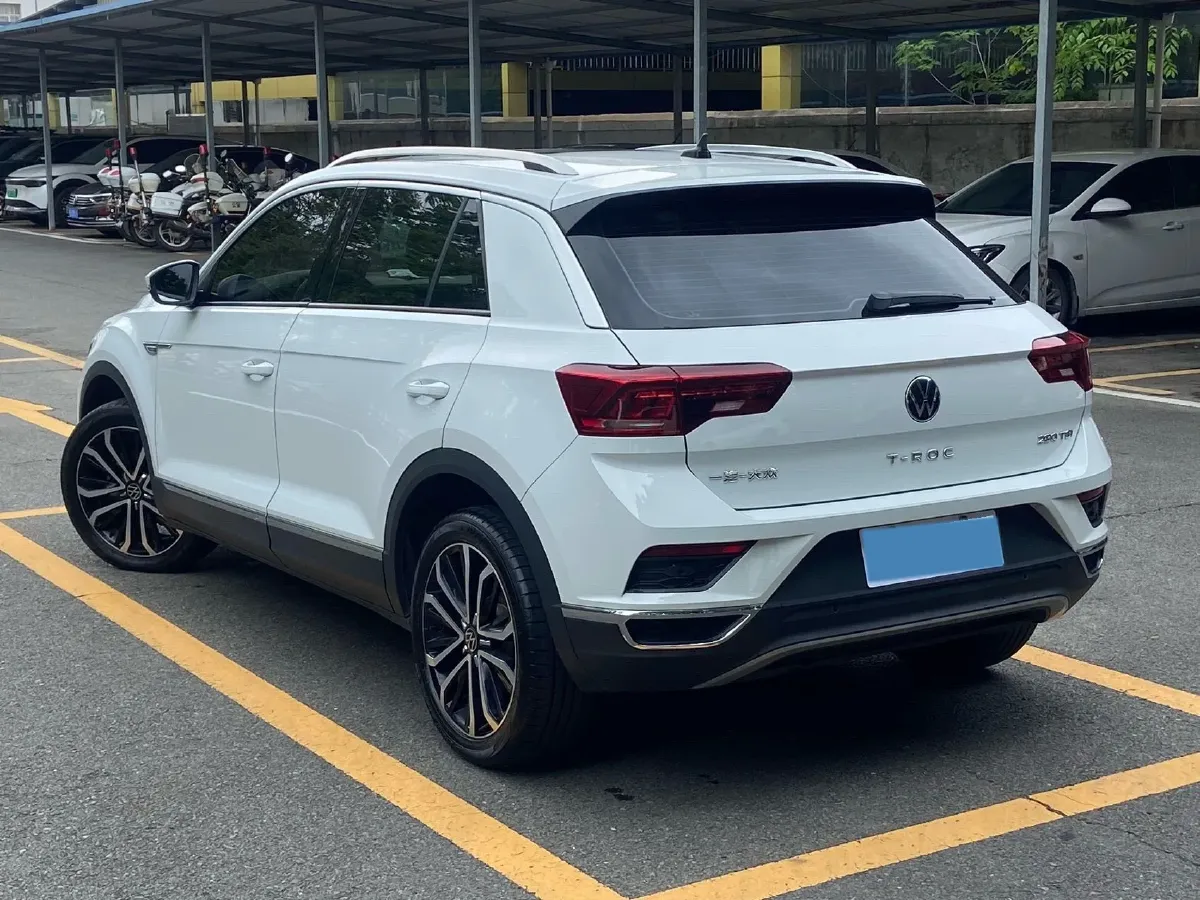 2022 Volkswagen T-Roc 1.4T 150HP L4 7DCT,autocango,china used car exporter,china ev exporter,chinese used car exporter,chinese used ev exporter