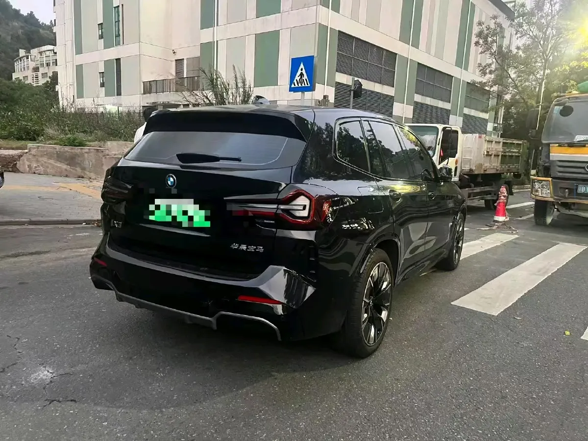 2024 BMW iX3 BEV 80KWH,autocango,china used car exporter,china ev exporter,chinese used car exporter,chinese used ev exporter