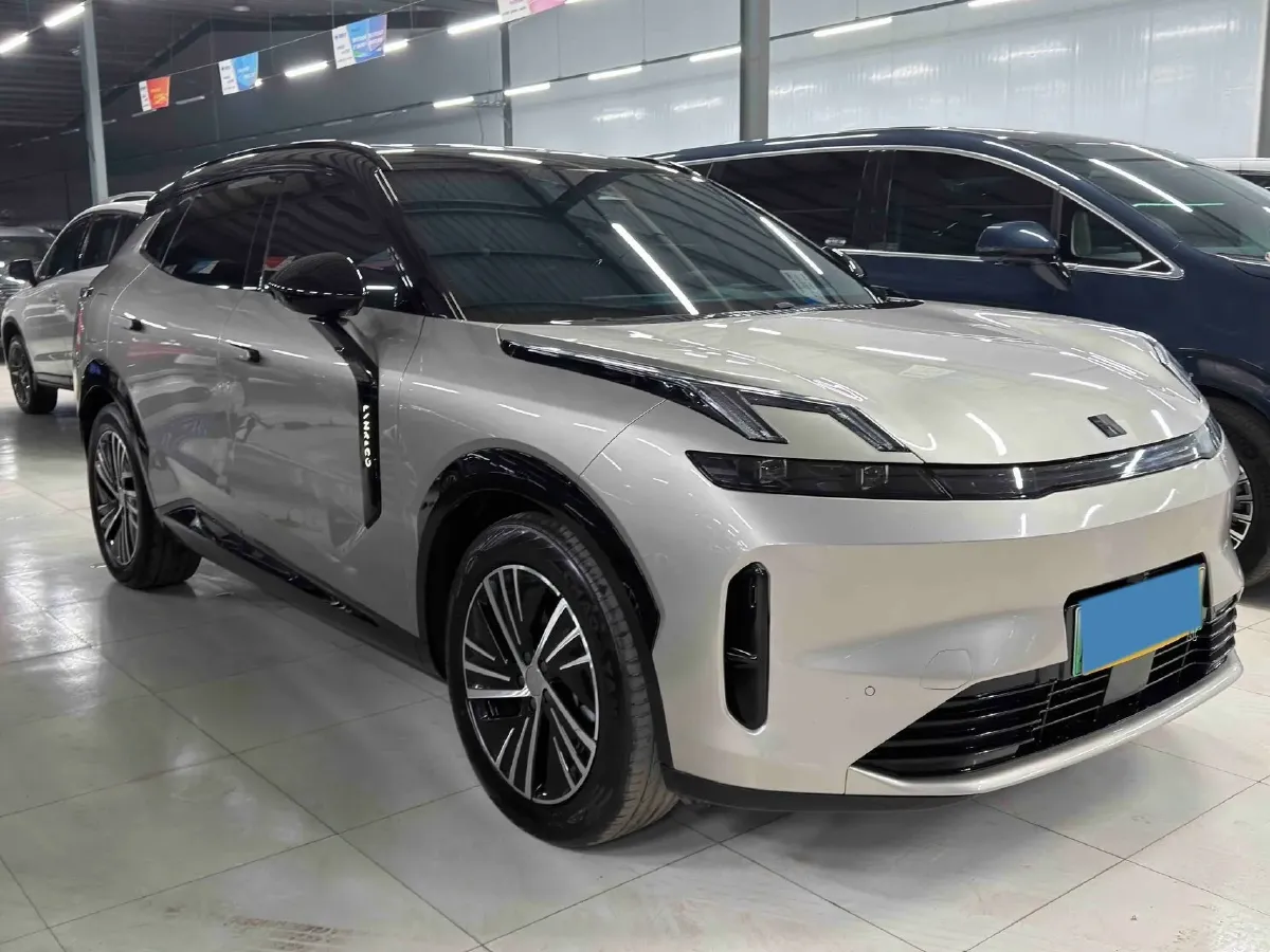 2023 LYNK&CO 08 EM-P 1.5T 163HP L4 3DHT PHEV 39.6KWH,autocango,china used car exporter,china ev exporter,chinese used car exporter,chinese used ev exporter
