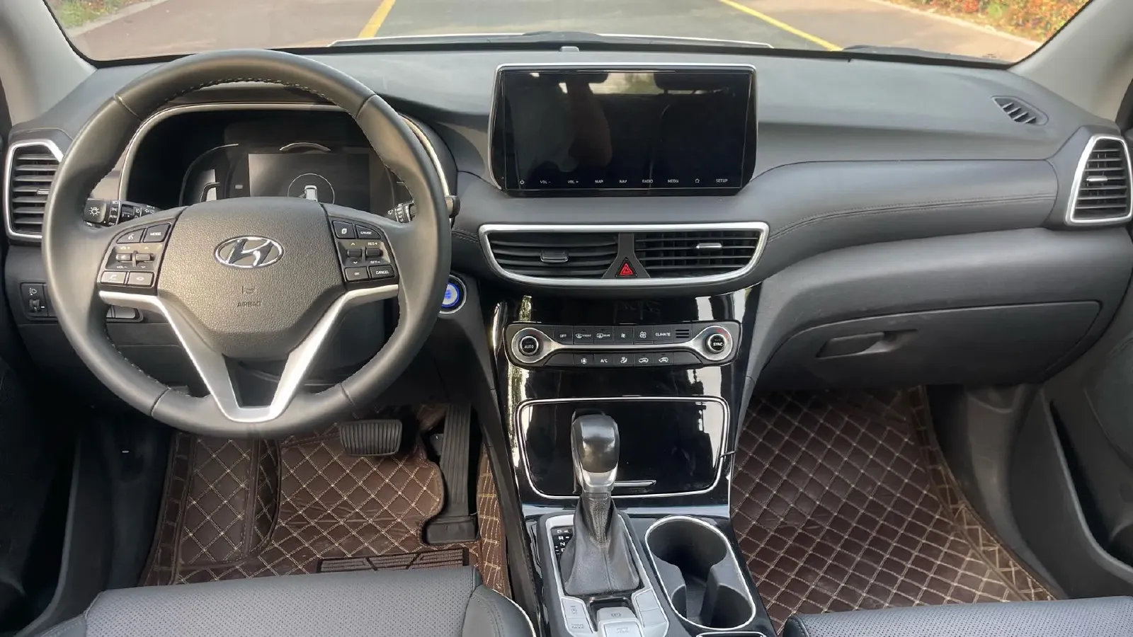 2019 Hyundai Tucson 1.6T 177HP L4 7DCT,autocango,china used car exporter,china ev exporter,chinese used car exporter,chinese used ev exporter