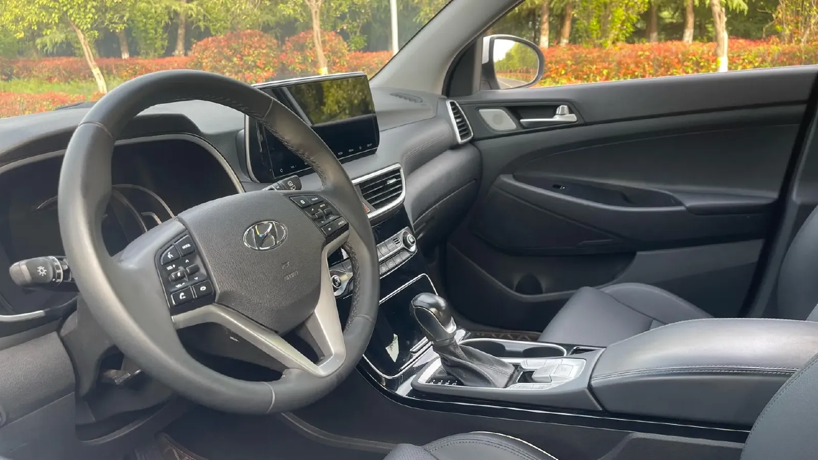 2019 Hyundai Tucson 1.6T 177HP L4 7DCT,autocango,china used car exporter,china ev exporter,chinese used car exporter,chinese used ev exporter