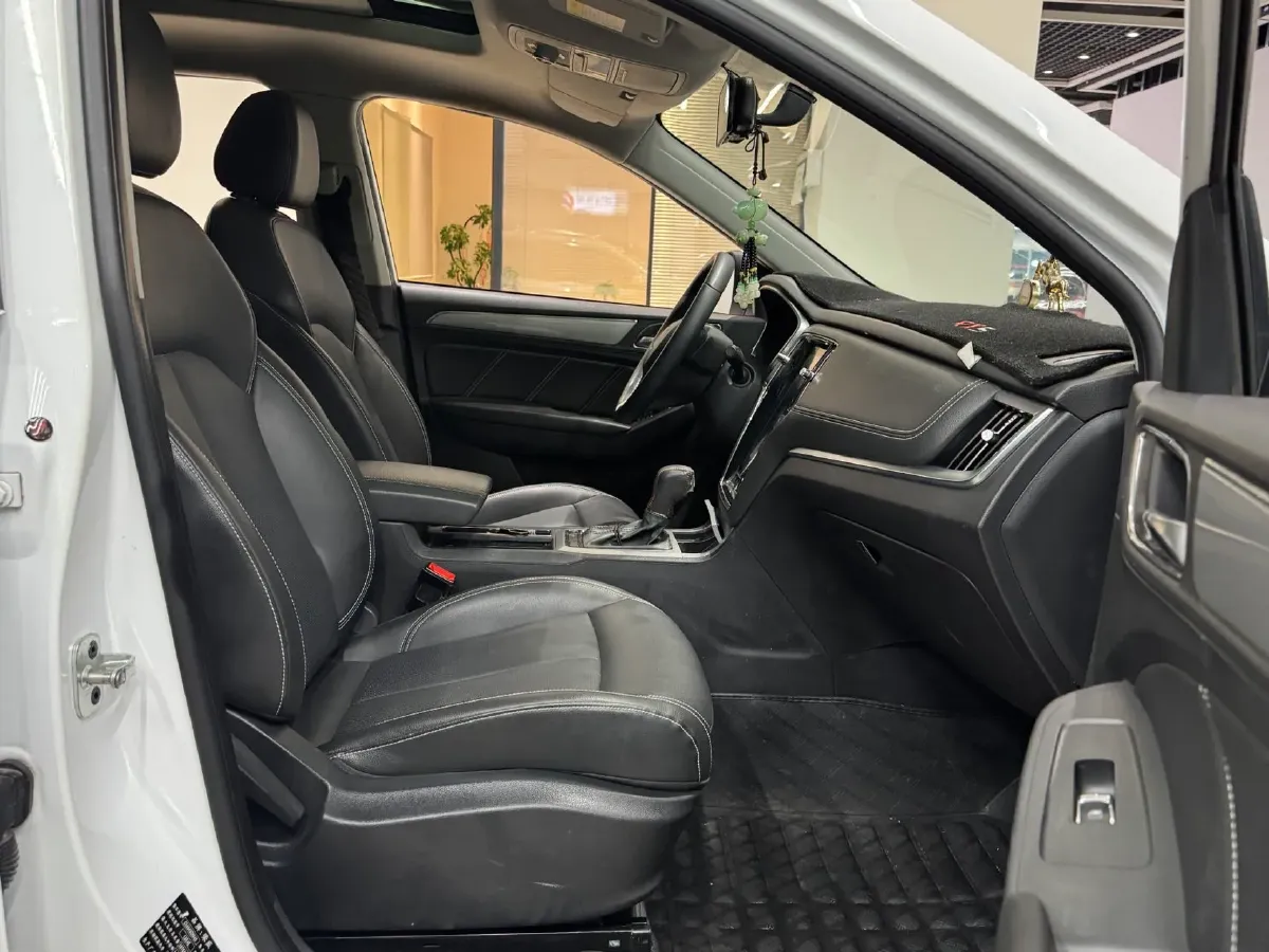 2018 Roewe RX5 1.5T 169HP L4 7DCT,autocango,china used car exporter,china ev exporter,chinese used car exporter,chinese used ev exporter