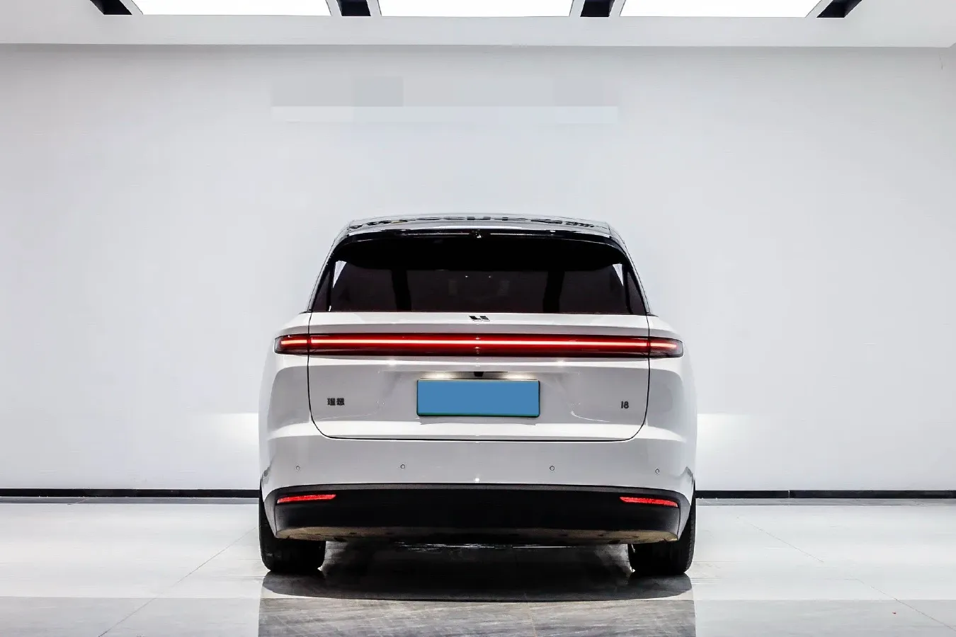 2025 Li i8 BEV,autocango,china used car exporter,china ev exporter,chinese used car exporter,chinese used ev exporter