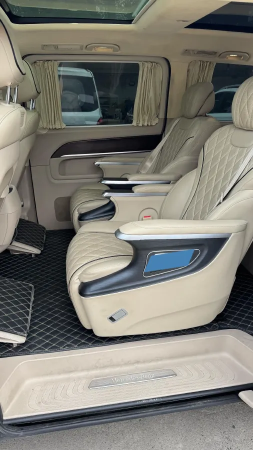 2020 Mercedes-Benz V Class 2.0T 211HP L4 9AT,autocango,china used car exporter,china ev exporter,chinese used car exporter,chinese used ev exporter