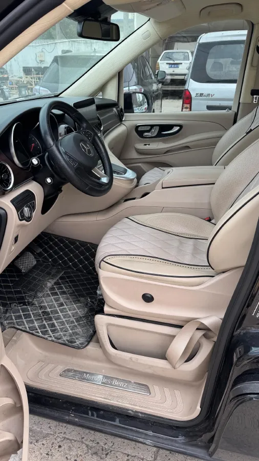 2020 Mercedes-Benz V Class 2.0T 211HP L4 9AT,autocango,china used car exporter,china ev exporter,chinese used car exporter,chinese used ev exporter