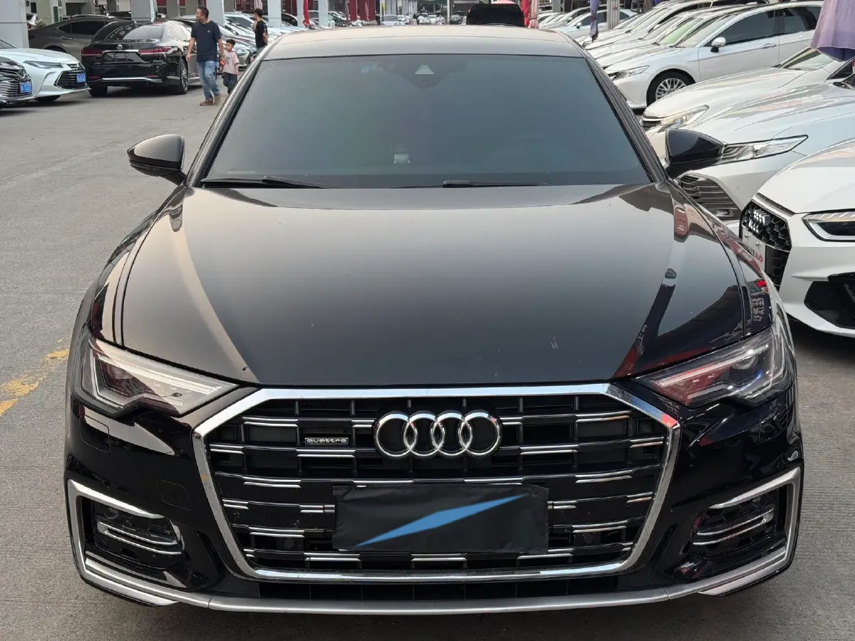 2020 Audi A6L 2.0T 224HP L4 7DCT,autocango,china used car exporter,china ev exporter,chinese used car exporter,chinese used ev exporter