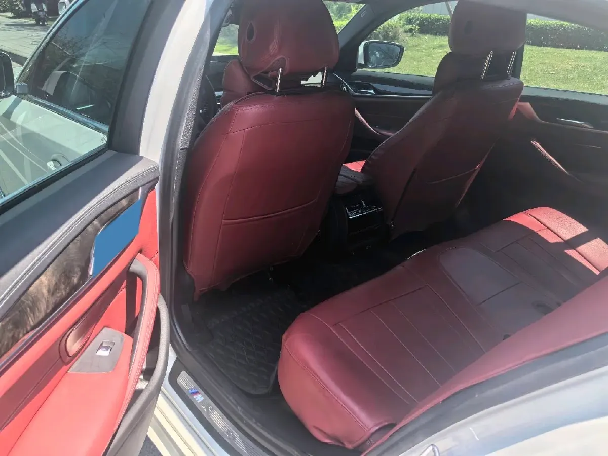 2021 BMW 5 Series 2.0T 184HP L4 8AT,autocango,china used car exporter,china ev exporter,chinese used car exporter,chinese used ev exporter