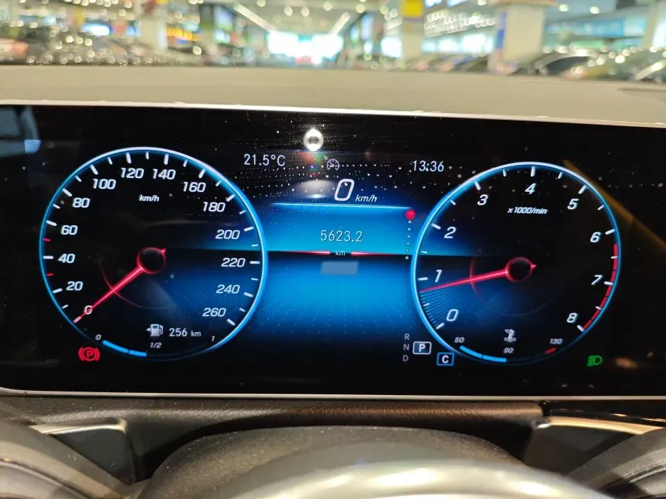 2021 Mercedes-Benz GLB Class 1.3T 163HP L4 7DCT,autocango,china used car exporter,china ev exporter,chinese used car exporter,chinese used ev exporter